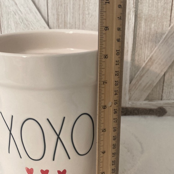 Rae Dunn Valentine’s Day Heart XOXO Utensils/Crock Holder - Picture 5 of 7